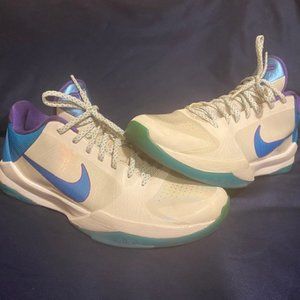KOBE 5 DRAFT DAY MEN SZ 11.5